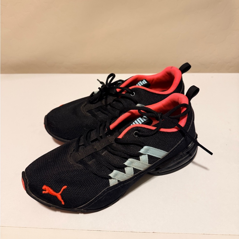 Puma Kids Black and Orange Sneakers